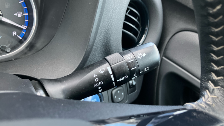 Toyota Yaris 1.5 Hybrid Excel 5dr CVT Hybrid Hatchback